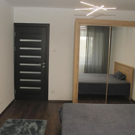 Aparthotel Daria Köstence Oda fotoğraf